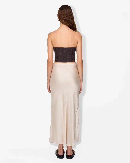 AMY BANDEAU