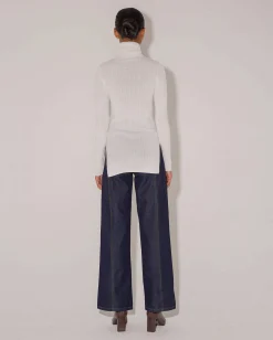 BEATRIX TURTLENECK